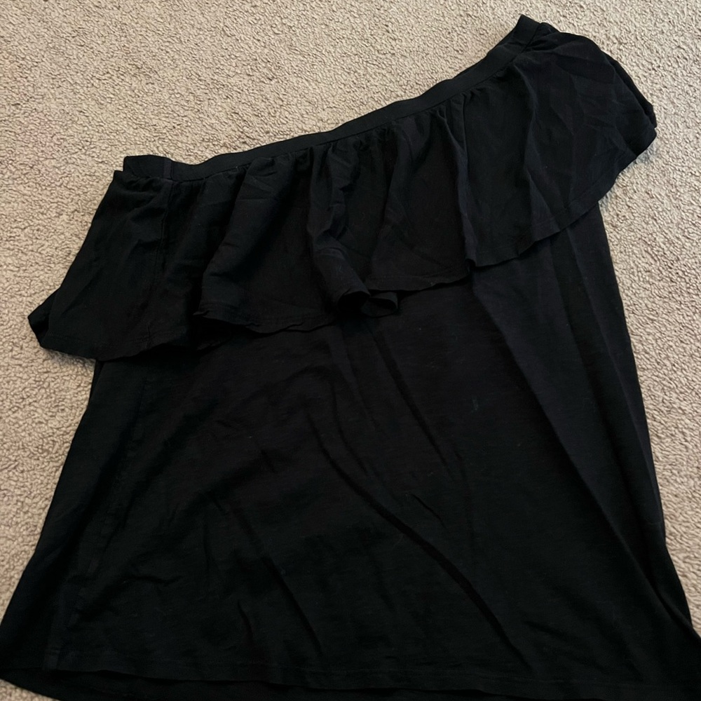 Black one shoulder ruffle top
